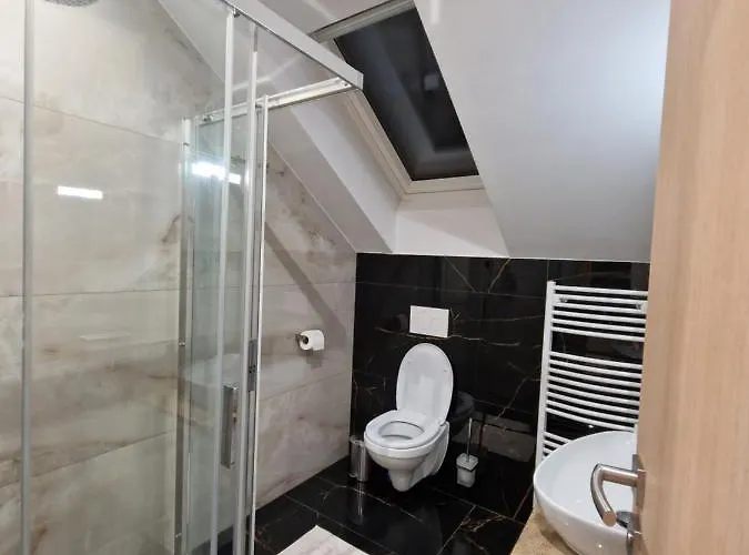“chaty “ Apartman *