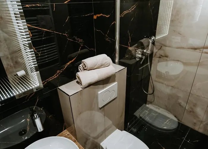 “chaty “ Apartman *